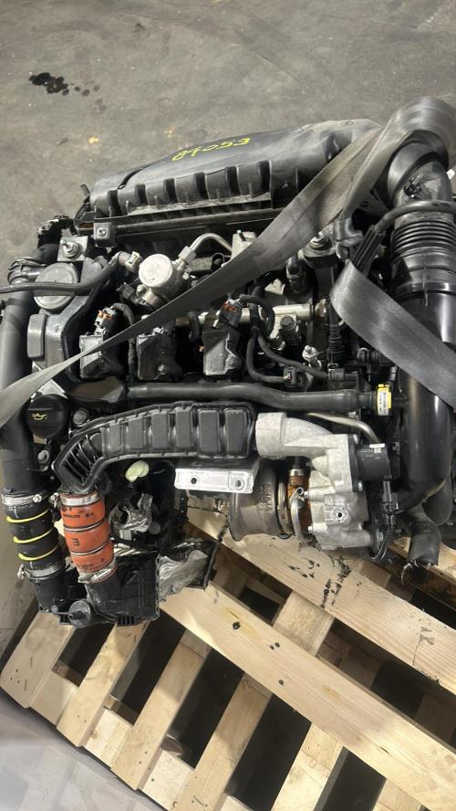 Image Moteur - PEUGEOT 208 1