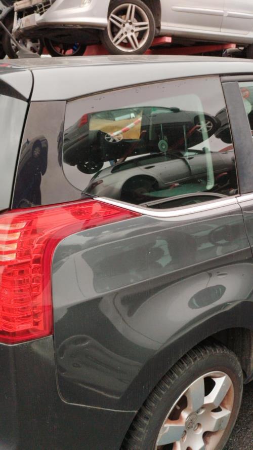 Image Custode arriere droit - PEUGEOT 5008 1