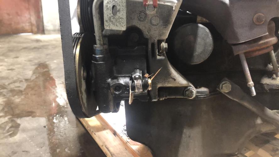 Image Pompe de direction - RENAULT CLIO 1
