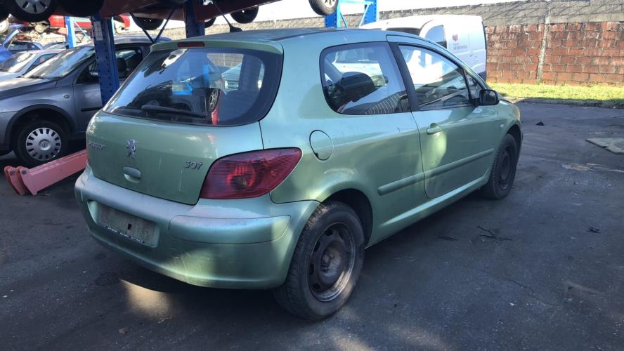 Image Boitier papillon - PEUGEOT 307