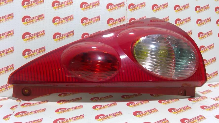Image Feu arriere principal droit (feux) - PEUGEOT 107