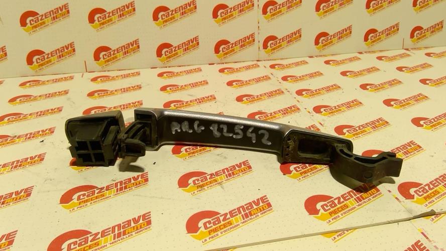 Image Poignee porte arriere gauche - PEUGEOT 2008 1