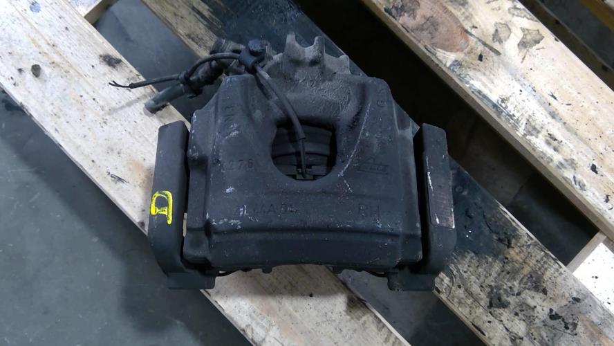 Image Etrier avant droit (freinage) - CITROEN C5 2
