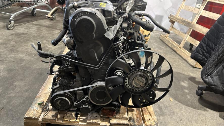 Image Moteur - VOLKSWAGEN PASSAT 4