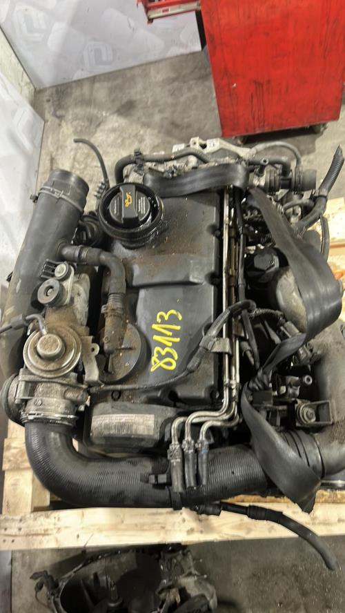 Image Moteur - VOLKSWAGEN TOURAN 1