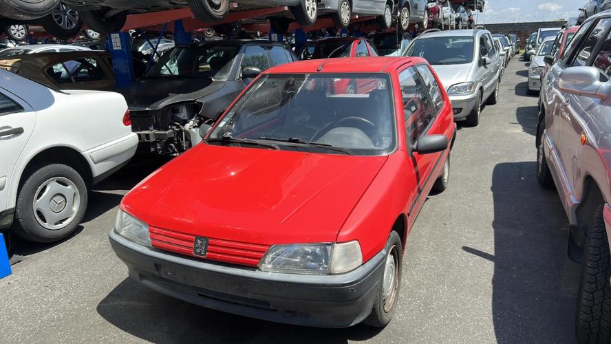 Image Feu arriere principal droit (feux) - PEUGEOT 106