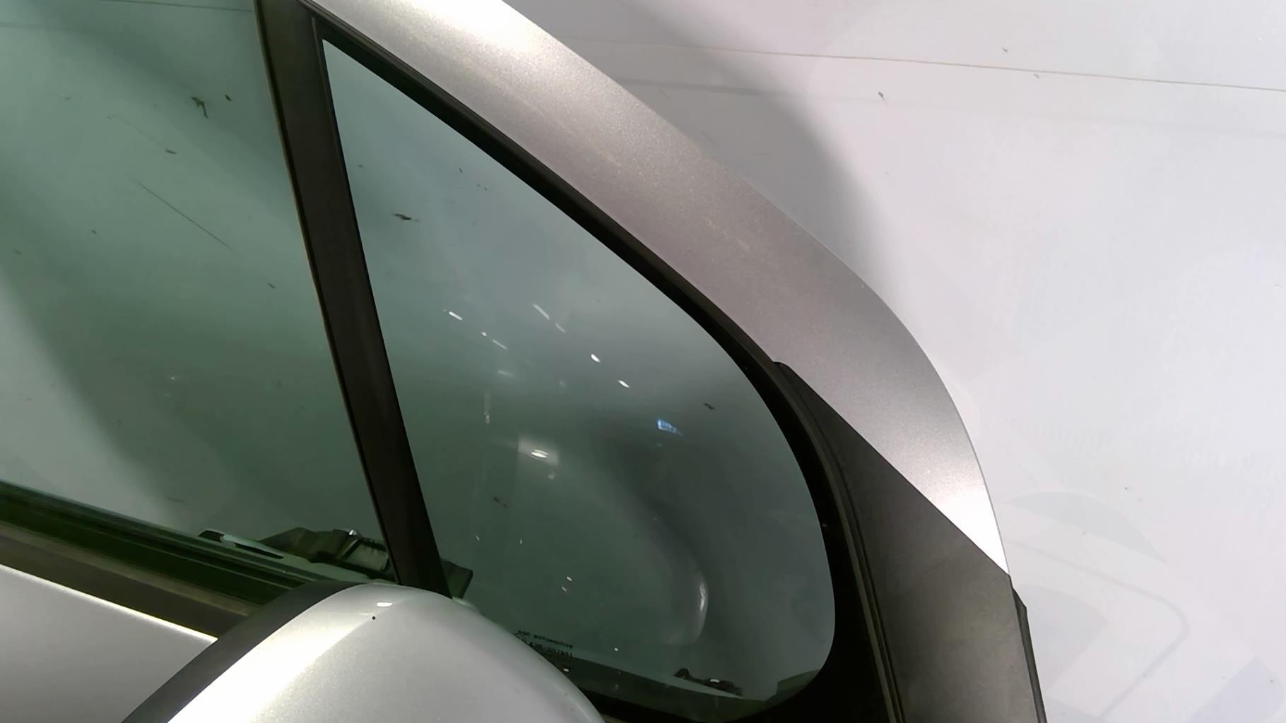 Custode avant droit (porte) CITROEN C3 2 PHASE 1 Diesel - 1