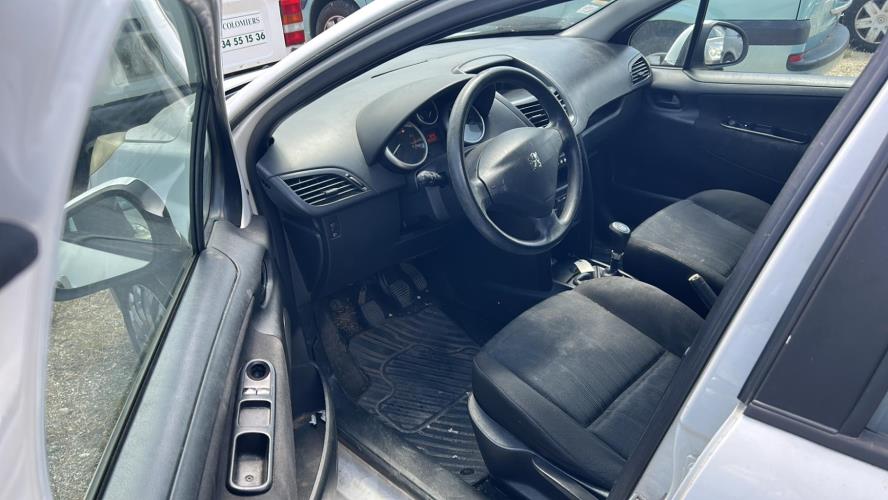 Image Renfort pare choc avant (traverse) - PEUGEOT 207