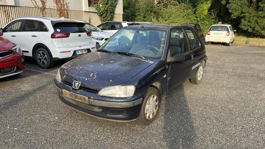 Image Feu arriere principal droit (feux) - PEUGEOT 106