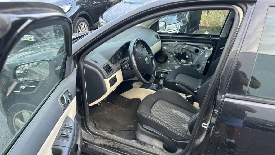 Image Optique avant principal gauche (feux)(phare) - SKODA FABIA 1