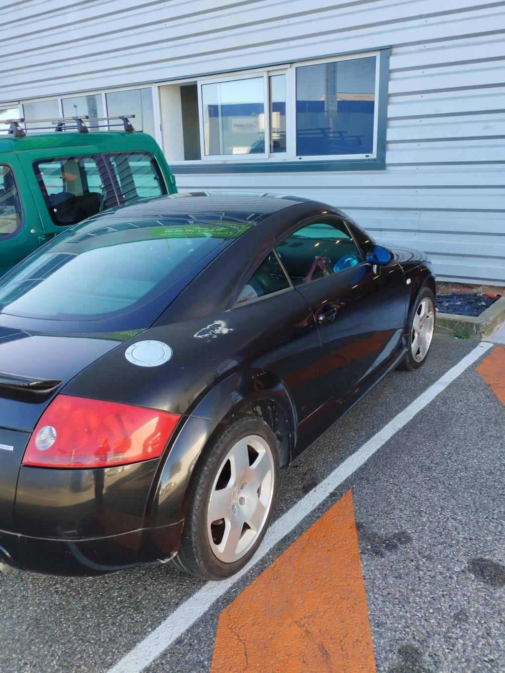 Pièce Auto