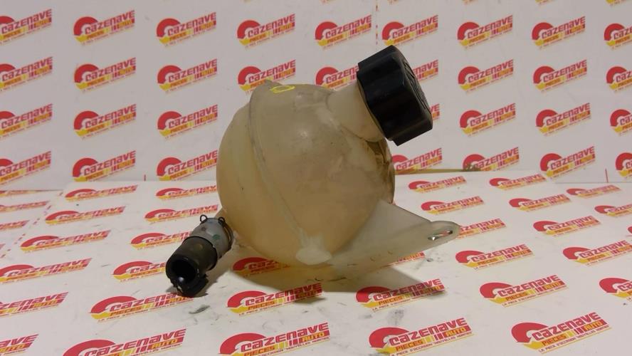 Image Vase d'expansion - VOLVO V 50