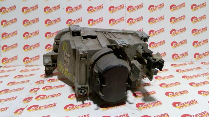 Image Optique avant principal droit (feux)(phare) - RENAULT CLIO 1