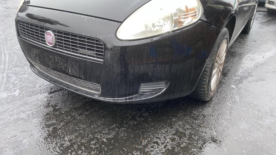 Image Pare choc avant - FIAT GRANDE PUNTO