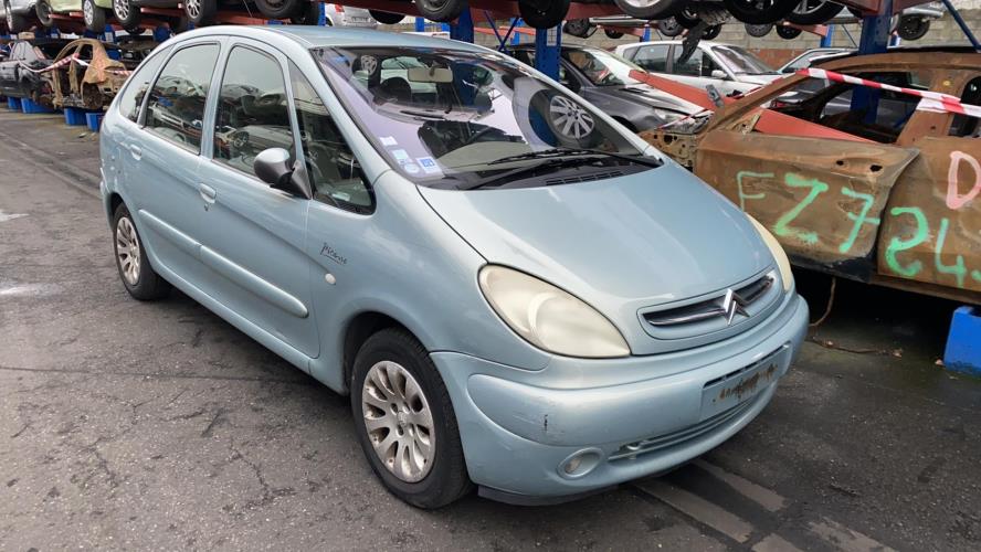 Image Anti brouillard droit (feux) - CITROEN XSARA PICASSO