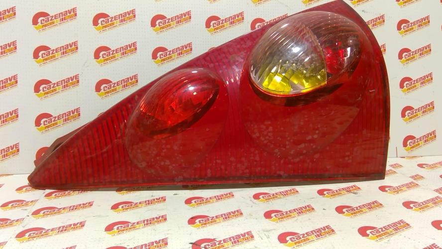 Image Feu arriere principal gauche (feux) - PEUGEOT 107