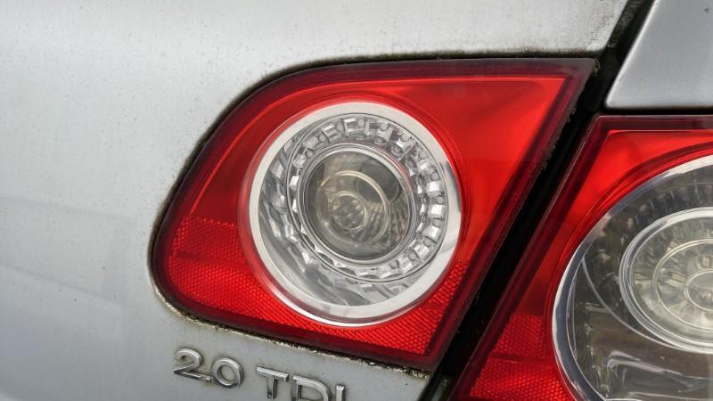 Gruppo ottico posteriore secondario destro (luci) VOLKSWAGEN PASSAT 5 Diésel - 1
