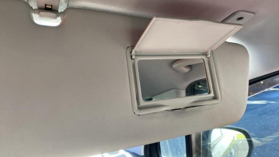 Image Pare soleil droit - PEUGEOT 3008 1