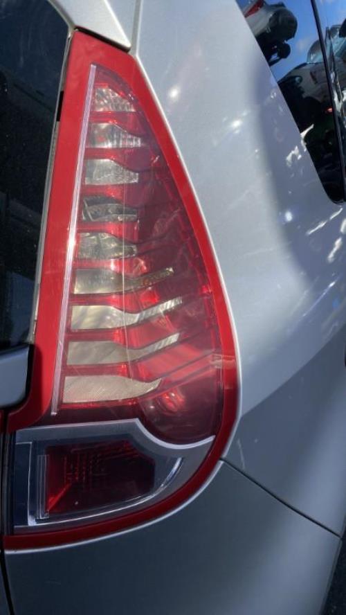 Image Feu arriere principal droit (feux) - RENAULT SCENIC 3