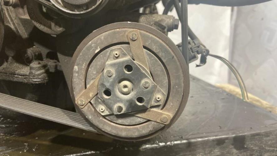 Image Compresseur clim - RENAULT SCENIC 2