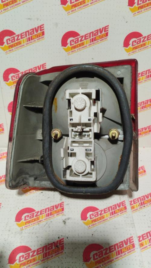 Image Feu arriere principal droit (feux) - PEUGEOT 405