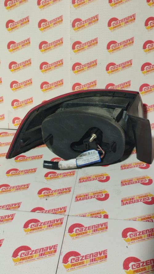 Image Feu arriere principal droit (feux) - RENAULT LAGUNA 2