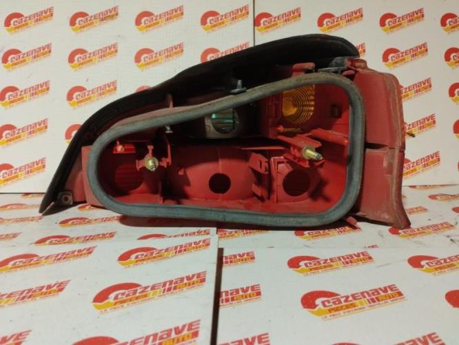 Image Feu arriere principal gauche (feux) - PEUGEOT 106