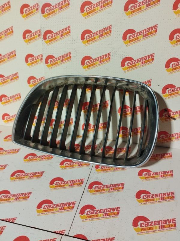 Grille de calandre gauche BMW SERIE 1 E87 PHASE 1 Diesel - 1