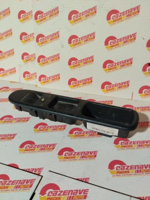Image Interrupteur de leve vitre avant droit - PEUGEOT 307