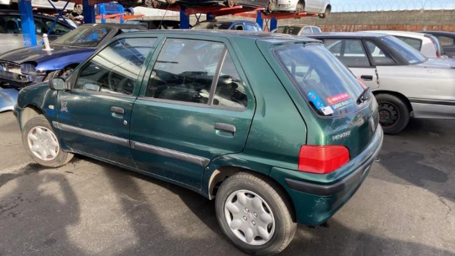 Image Pare choc arriere - PEUGEOT 106