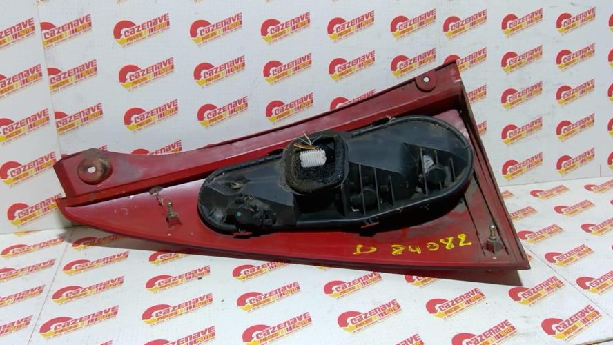 Image Feu arriere principal droit (feux) - PEUGEOT 107