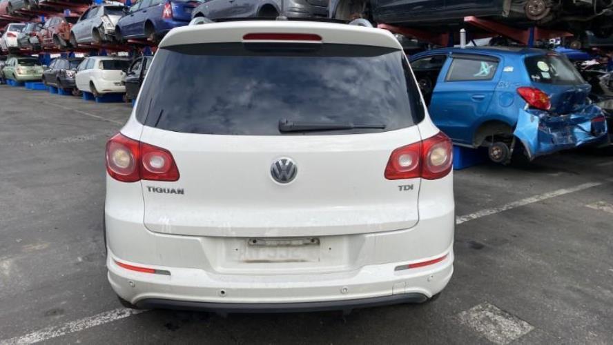 Image Renfort pare choc arriere (traverse) - VOLKSWAGEN TIGUAN 1