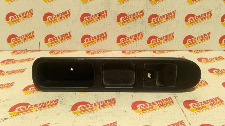 Image Interrupteur de leve vitre avant droit - PEUGEOT 307