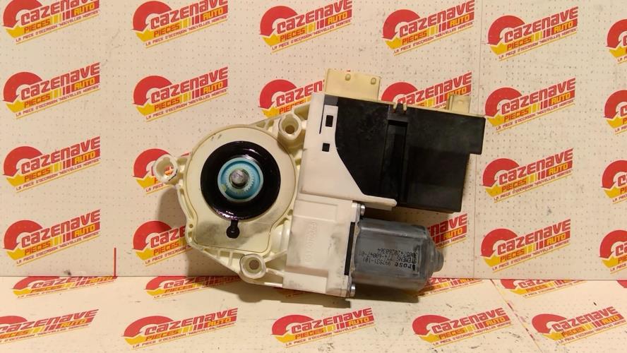 Image Moteur leve vitre avant droit - PEUGEOT 307