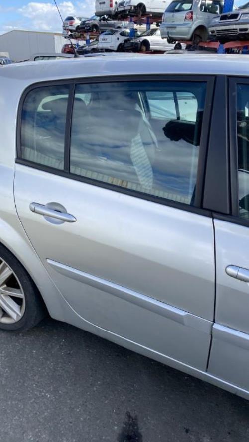 Image Vitre arriere droit - RENAULT MEGANE 2