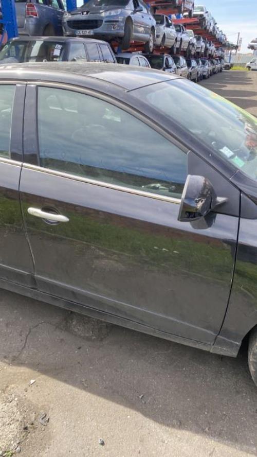 Image Porte avant droit - RENAULT FLUENCE