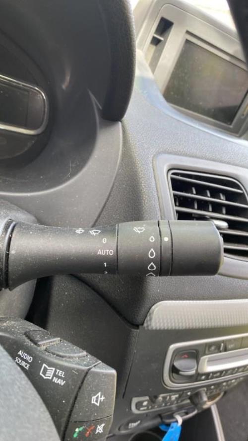 Image Com (Bloc Contacteur Tournant+Commodo Essuie Glace+Commodo Phare) - RENAULT FLUENCE