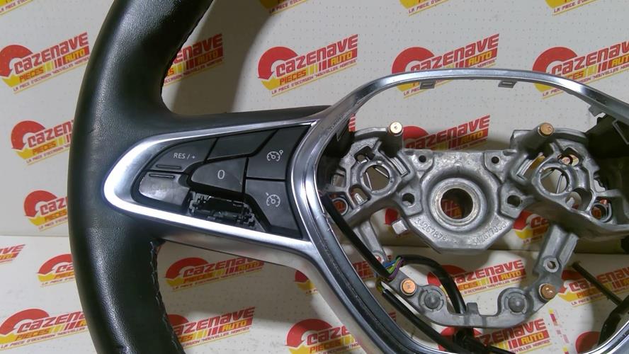 Image Volant - RENAULT CLIO 5