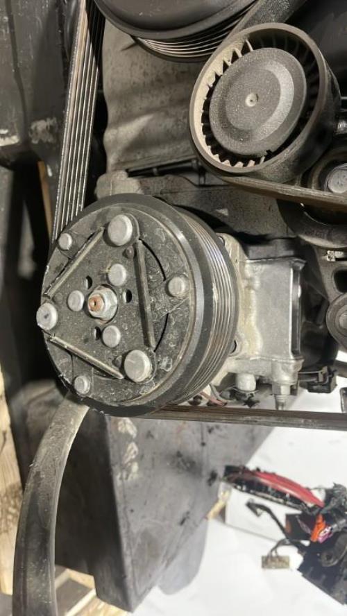 Image Compresseur clim - RENAULT CLIO 5