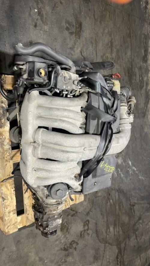 Image Moteur - MERCEDES CLASSE E 210