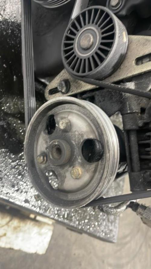 Image Pompe de direction - RENAULT CLIO 2