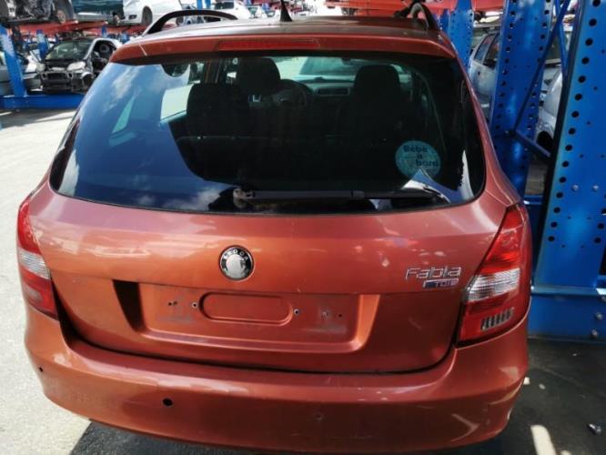 Image Malle/Hayon arriere - SKODA FABIA 2