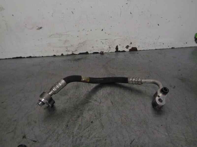 Tuyau de climatisation BMW 5 (E39) 523 i Essence - 1