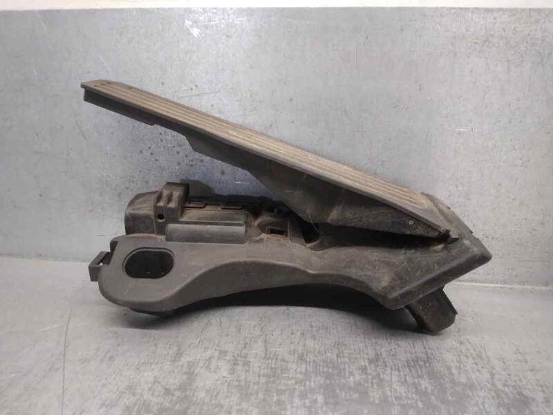 Pedale acceleratore VOLKSWAGEN CADDY III Monospace (2KB, 2KJ, 2CB, 2CJ) 1.6 TDI Diésel - 1