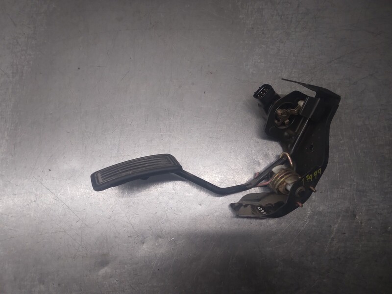 Pedale acceleratore TOYOTA AVENSIS (_T25_) 2.0 D-4D Diésel - 1
