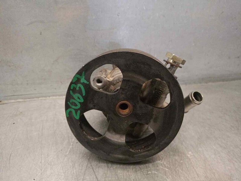 Pompe de direction LAND ROVER DISCOVERY III (L319) 2.7 TD 4x4 Diesel - 1