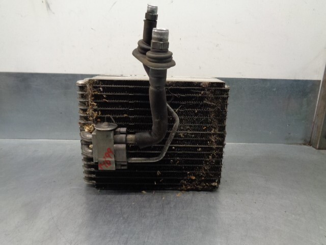Radiateur clim TOYOTA RAV 4 I (_A1_) 2.0 4WD Essence - 1