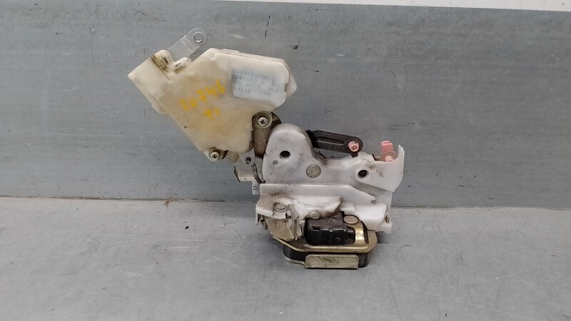Serratura posteriore sinistra NISSAN ALMERA II Hatchback (N16) 2.2 Di Diésel - 1