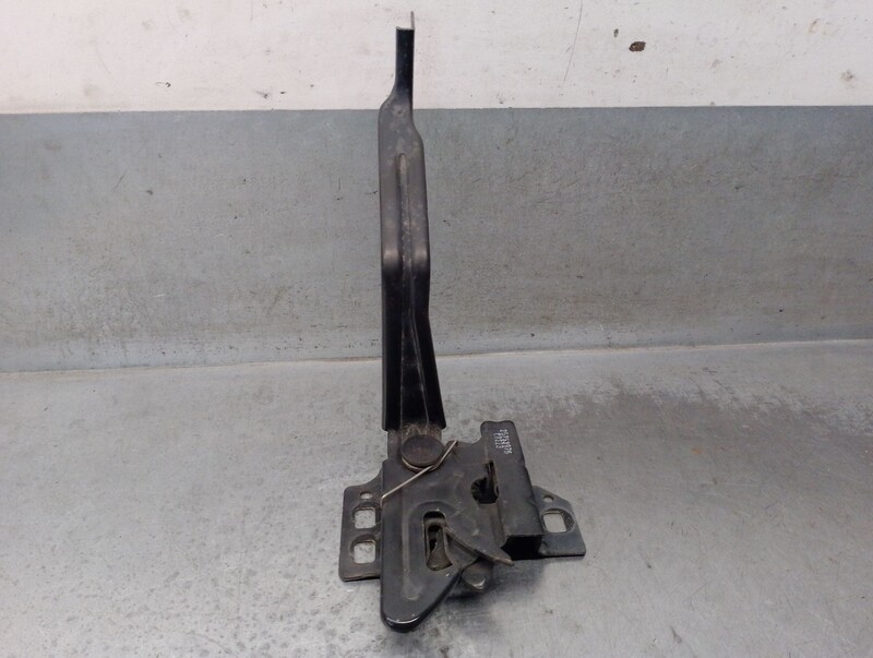Fermeture de capot CHEVROLET HHR 2.4 Essence - 1