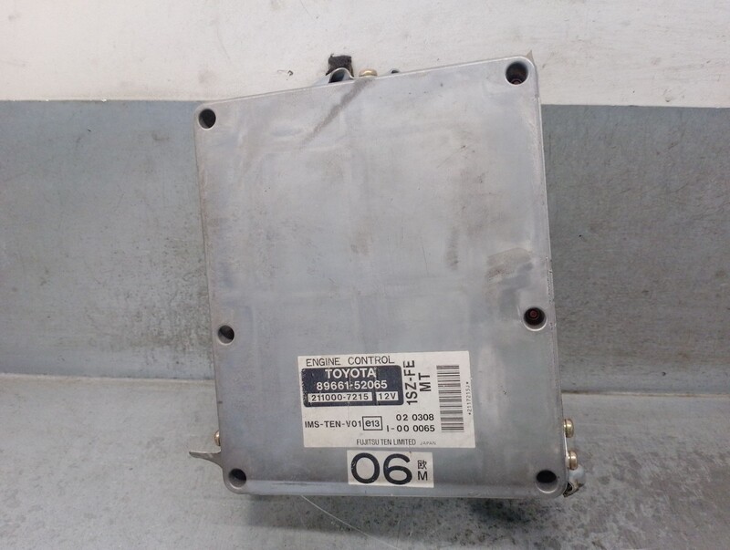 Centralina motore TOYOTA YARIS (NCP1/NLP1/SCP1) 1.0 CAT Gasolina - 1